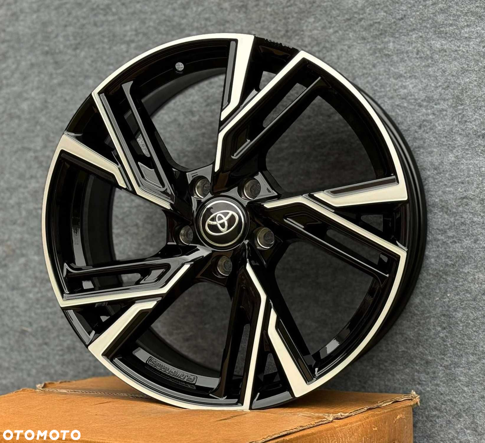 Alufelgi 5x114,3 r18 Toyota NOWE! Rav-4 CH-R Corolla Auris Avensis 44# - 3