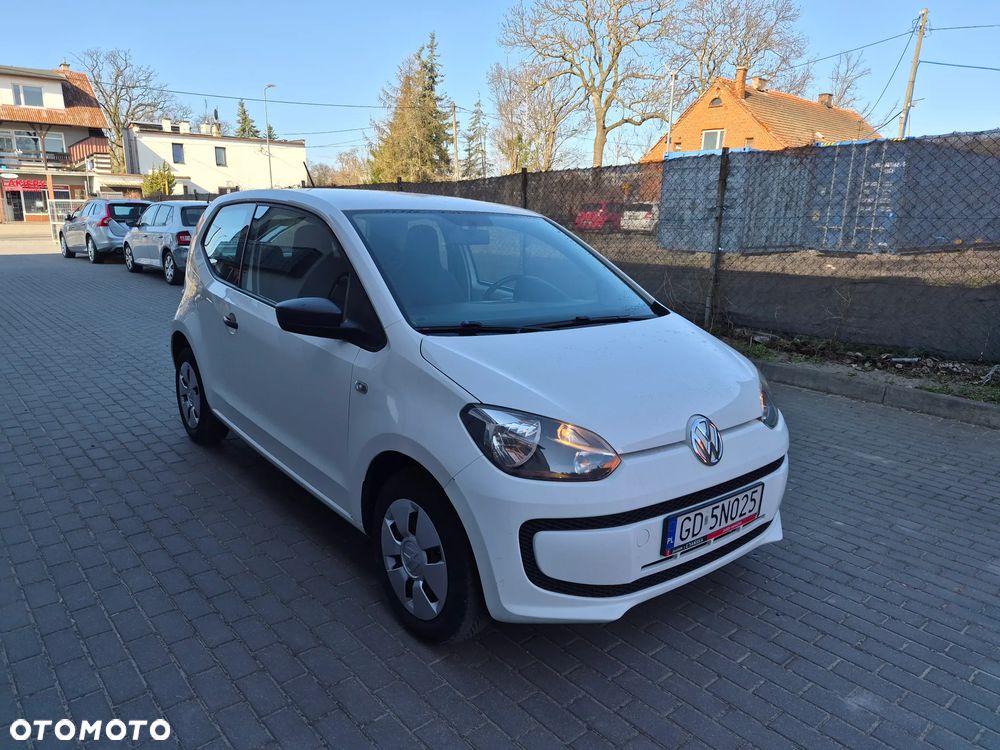 Volkswagen up! move - 3