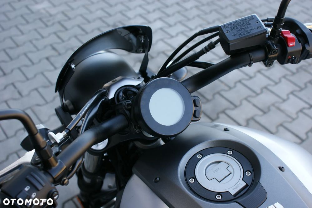 Yamaha XSR - 15