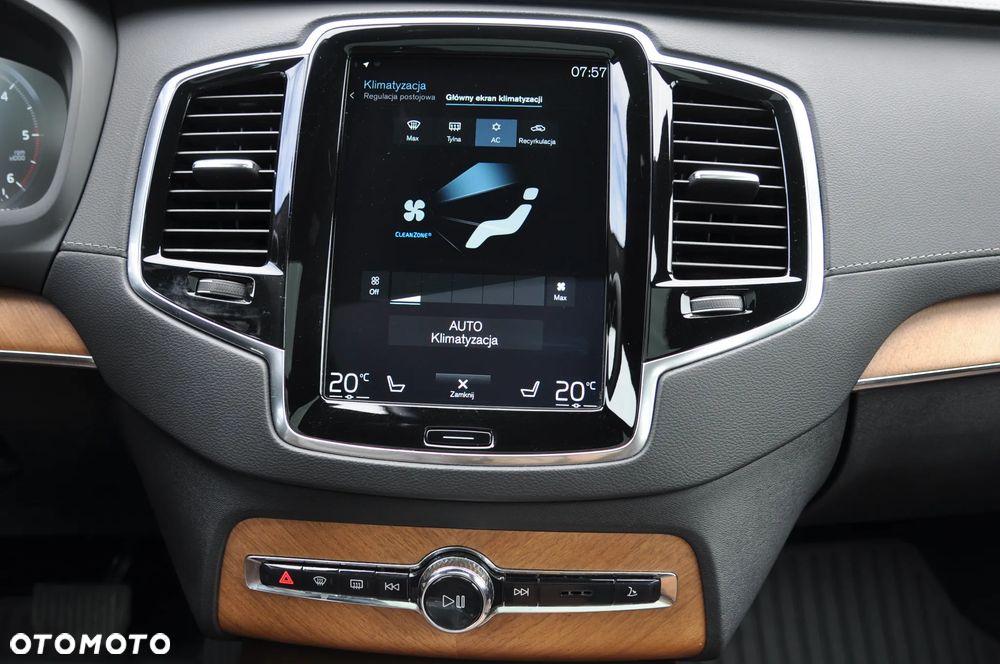 Volvo XC 90 B5 D AWD Inscription 7os - 38