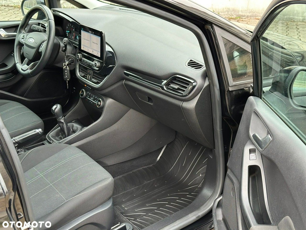 Ford Fiesta - 17