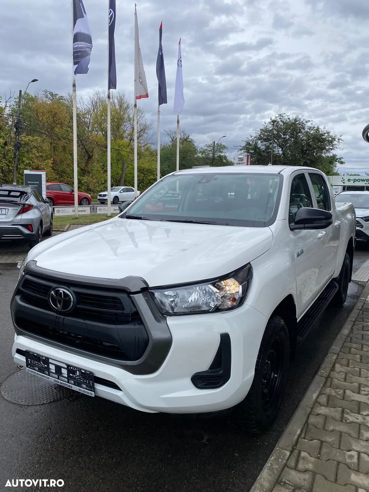 Toyota Hilux 2.8D 204CP 4x4 Double Cab MT Comfort - 2