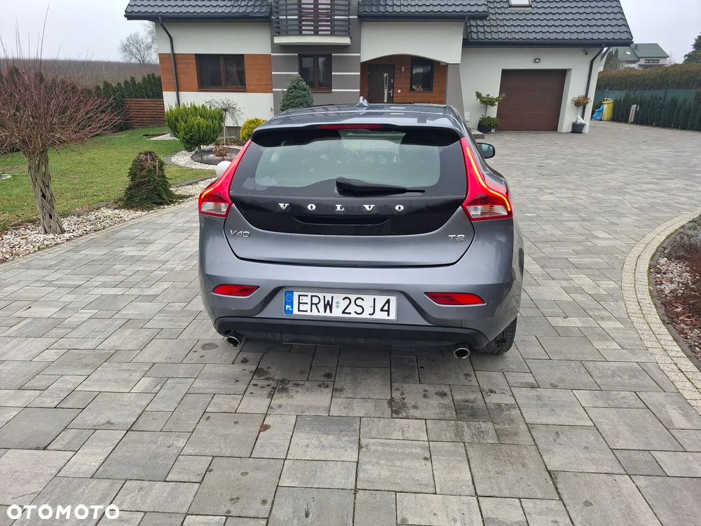 Volvo V40 T2 You - 13
