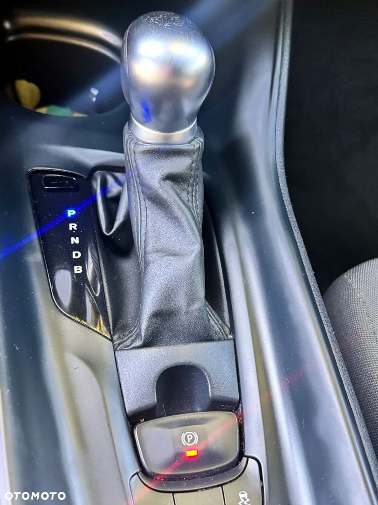 Toyota C-HR 1.8 Hybrid GPF Style - 26