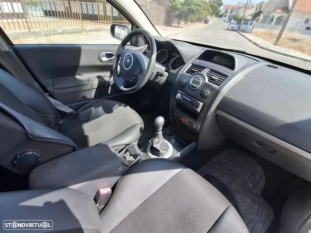 Renault Mégane Break 1.5 dCi Dynamique - 13