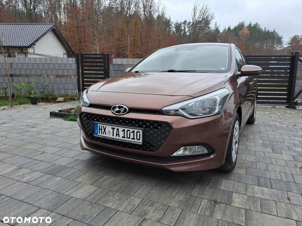 Hyundai i20 1.1 CRDi Trend - 4