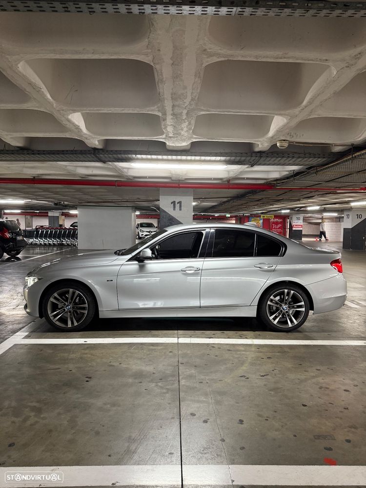 BMW 320 d Line Sport - 2