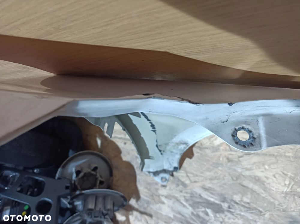 BŁOTNIK PRZEDNI LEWY SKODA OCTAVIA III LIFT 17- 5E0807221 - 9