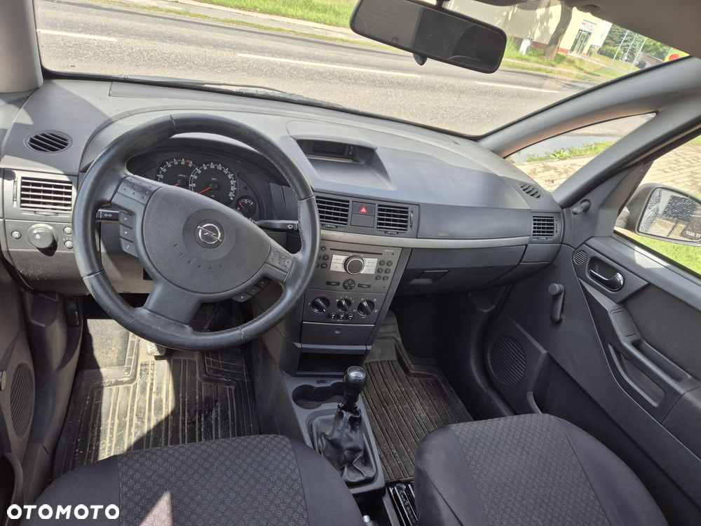 Opel Meriva - 8