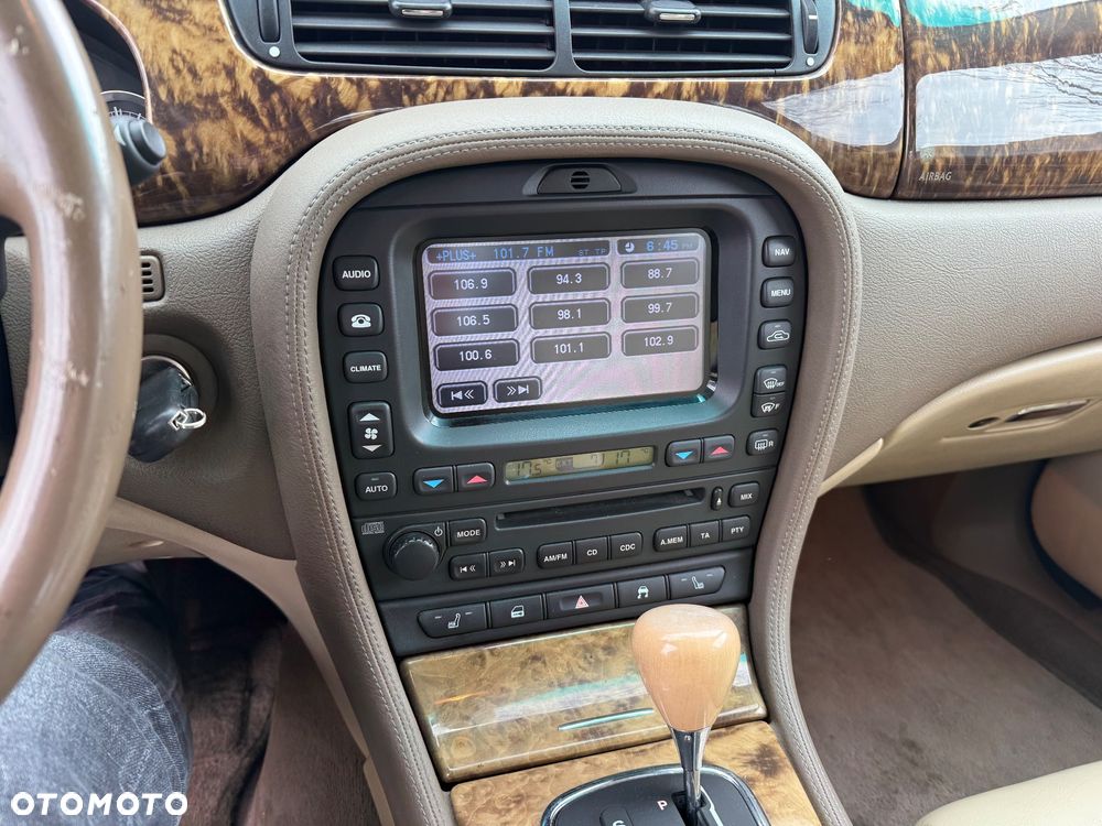 Jaguar S-Type 3.0 V6 Executive - 8