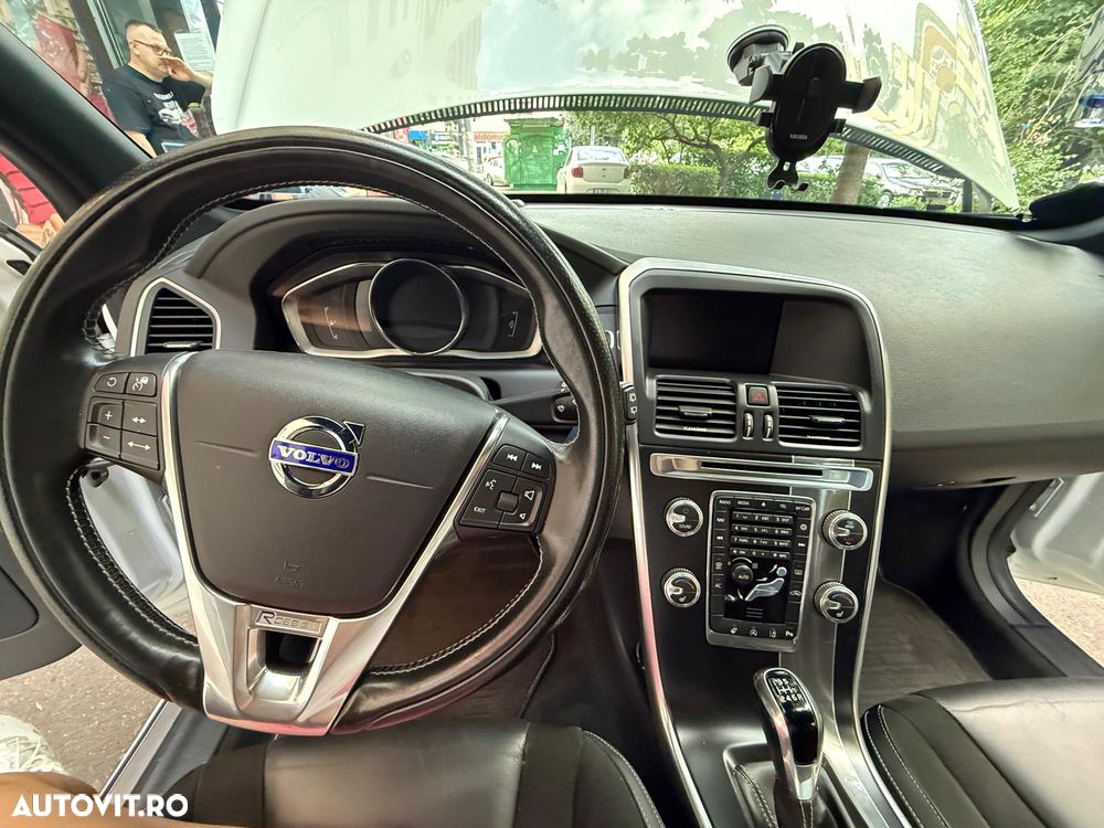 Volvo XC 60 D4 RDesign - 4