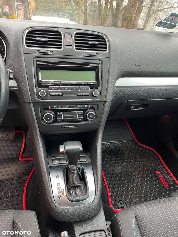 Volkswagen Golf 1.6 TDI Highline Optimum DSG - 18