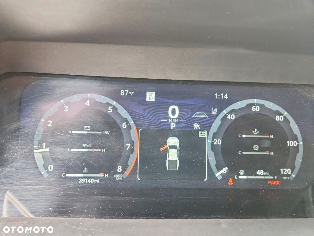 Toyota Tacoma - 10
