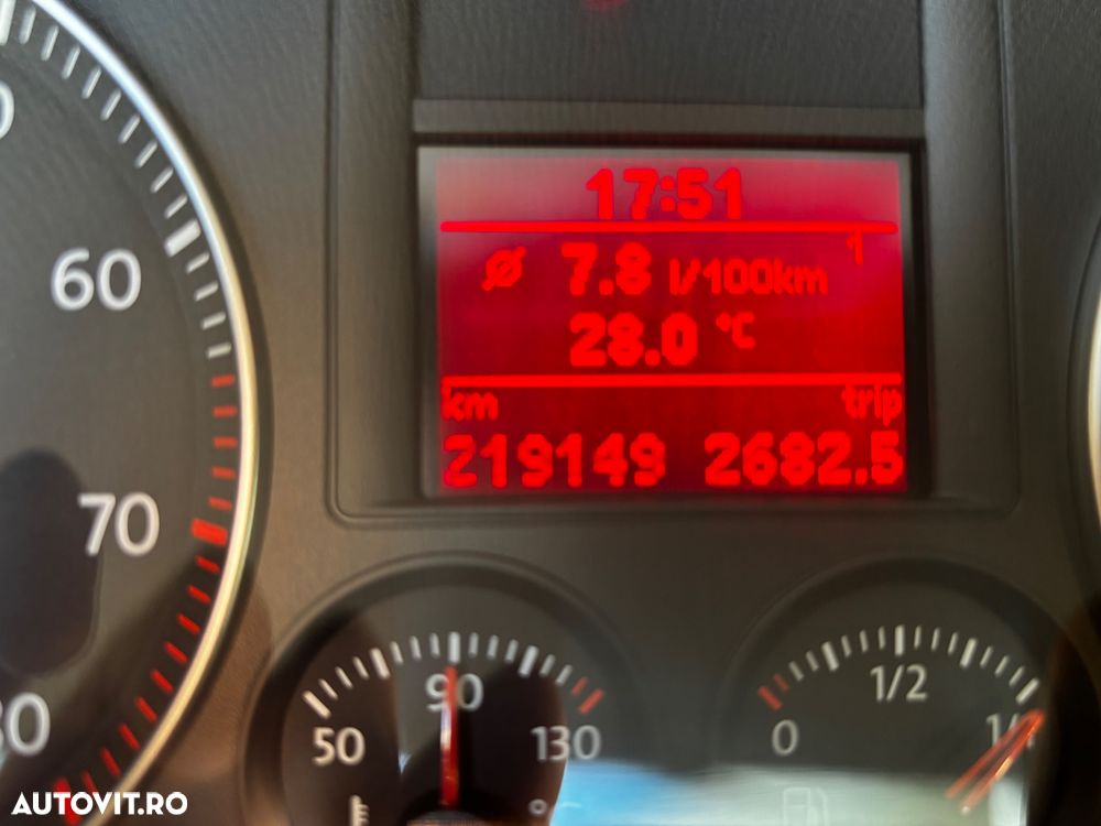 Volkswagen Jetta 1.4 TSI Comfortline - 10