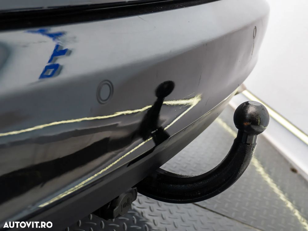Audi A6 2.7 TDI DPF Avant quattro Aut - 15