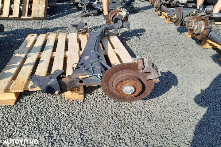 Punte spate Renault Scenic 2 [2003 - 2006] Grand minivan 5-usi 1.5 dC - 3