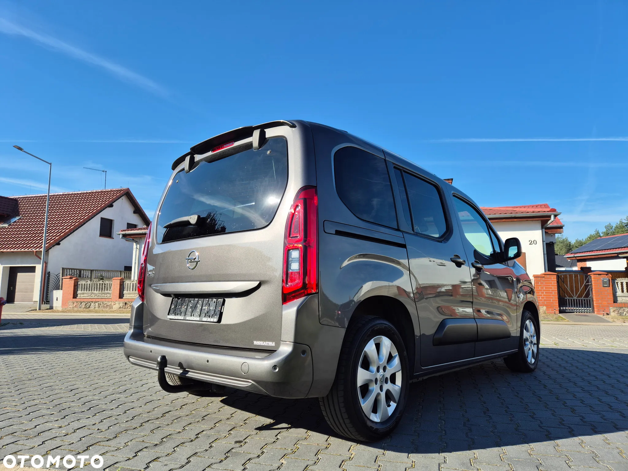 Opel Combo Life 1.5 CDTI Edition Plus S&S - 11