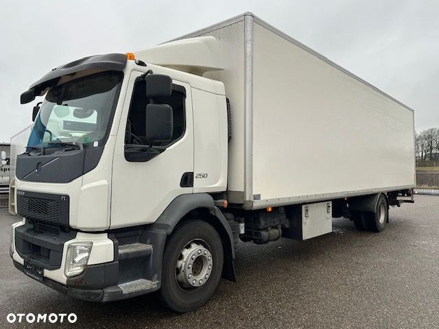 Volvo FL 250 Kontener 24palety / Sypialka / Ładowność 8700kg/ Euro 6 - 2
