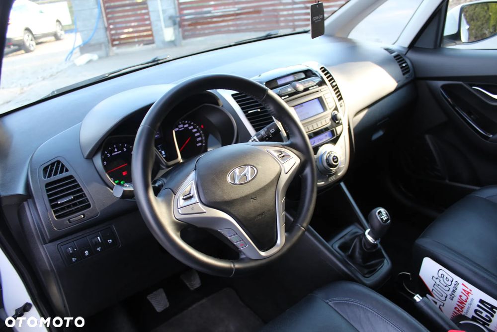 Hyundai ix20 1.6 blue YES Gold - 13