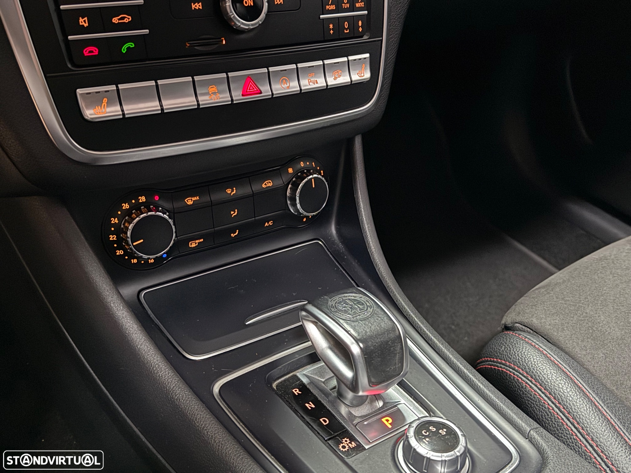 Mercedes-Benz CLA 45 AMG 4-Matic - 11