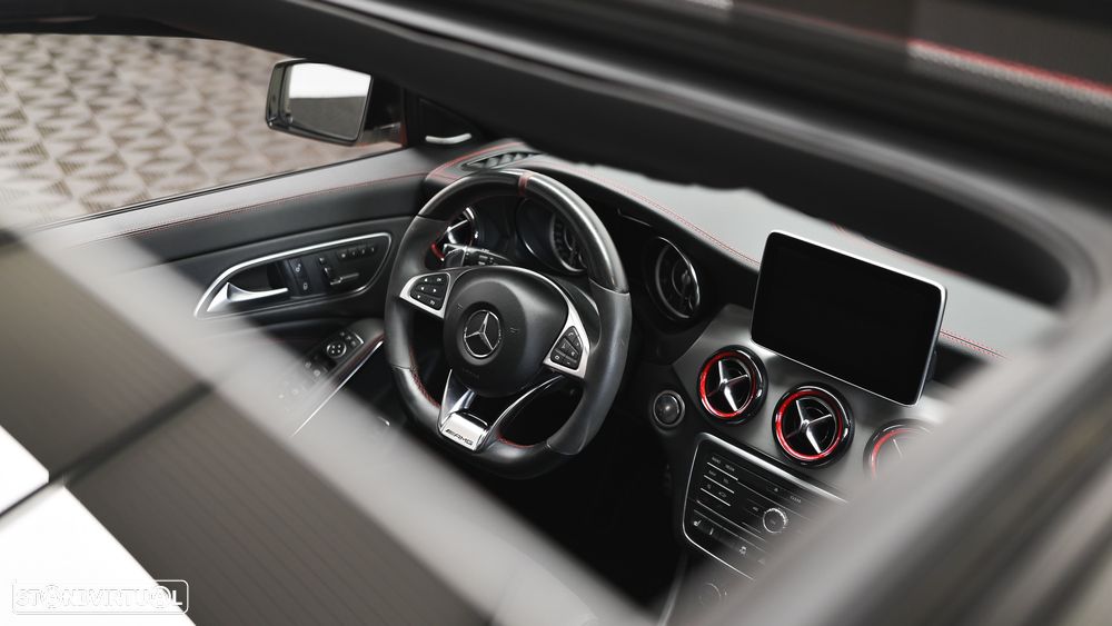 Mercedes-Benz CLA 45 AMG Shooting Brake 4-Matic - 43