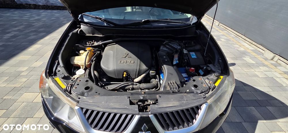 Mitsubishi Outlander 2.2 DID Instyle - 10