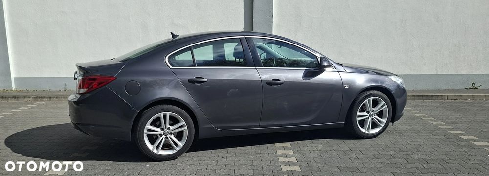 Opel Insignia 1.8 Cosmo - 10