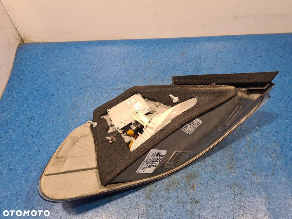 BMW 7 E65 LIFT LAMPA TYŁ PRAWA ZEWNĘTRZNA - 8