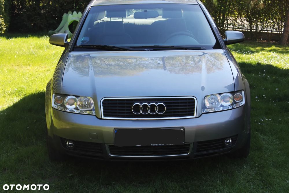 Audi A4 Limousine - 6