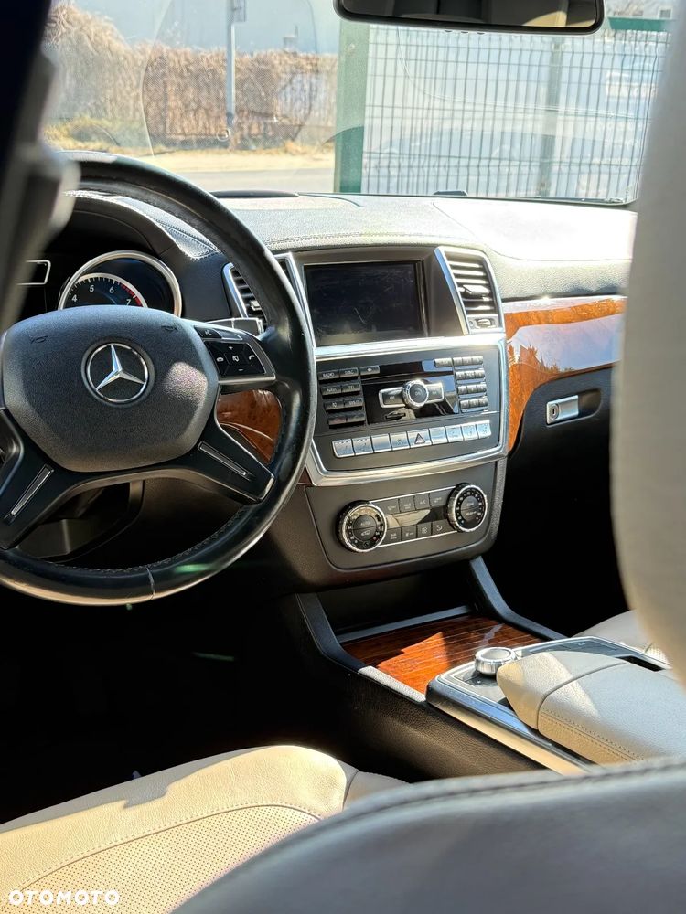Mercedes-Benz GL - 20