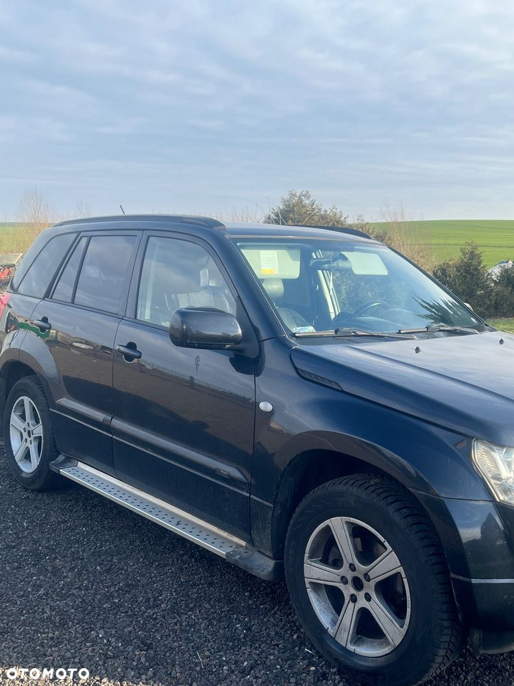 Suzuki Grand Vitara - 2