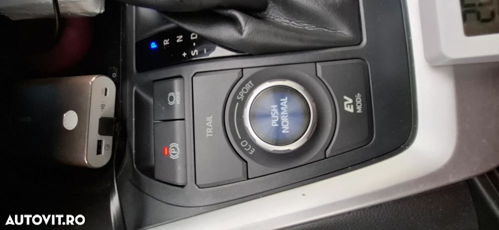 Toyota RAV4 2.5 VVT-iE 4x4 Luxury - 5