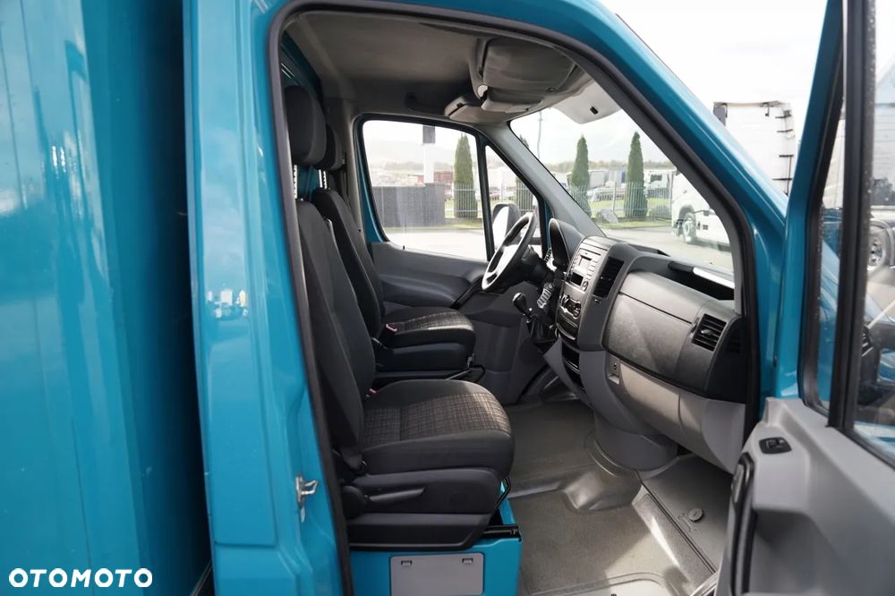 Mercedes-Benz SPRINTER / KONTENER 4,3 M / WINDA PALFINGER / SPROWADZONY - 33