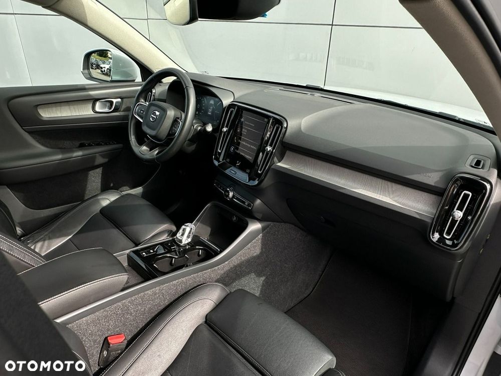 Volvo XC 40 - 19