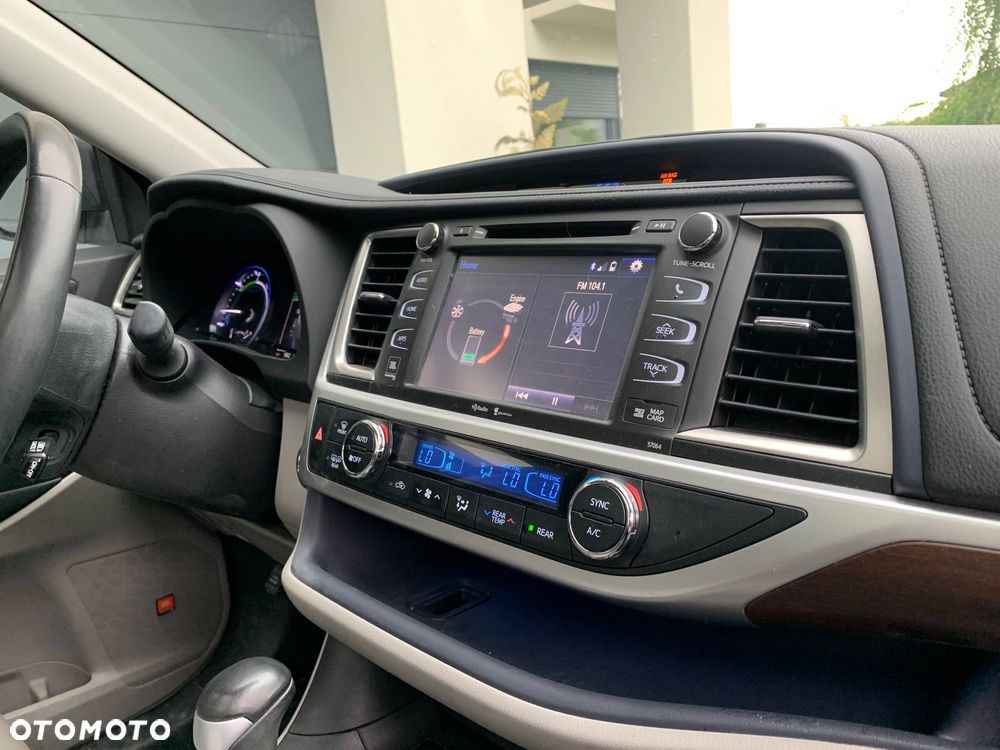 Toyota Highlander 3.3 V6 Base Hybrid - 22