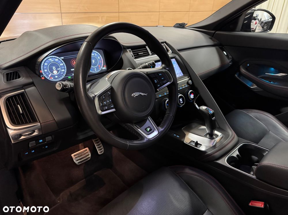 Jaguar E-Pace 2.0 i4P AWD R-Dynamic - 8