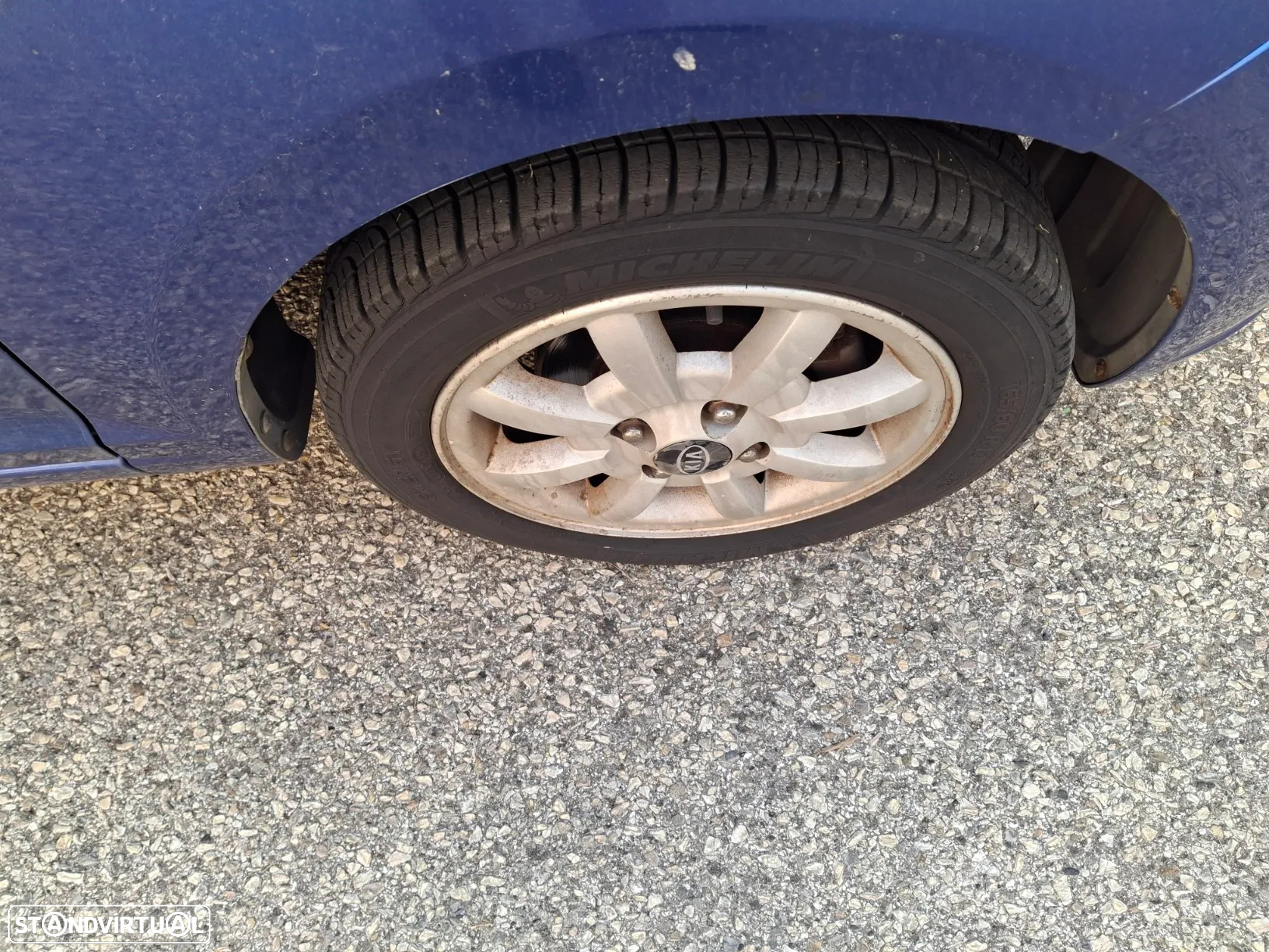 Kia Picanto 1.0L EX - 3