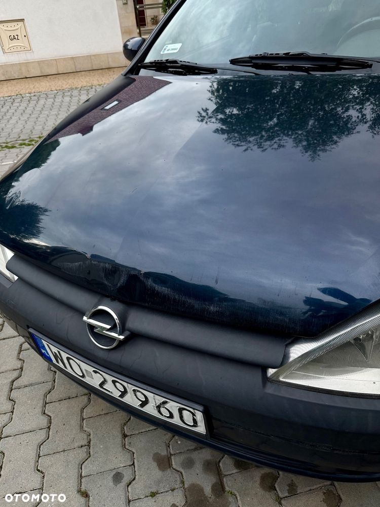 Opel Corsa - 3