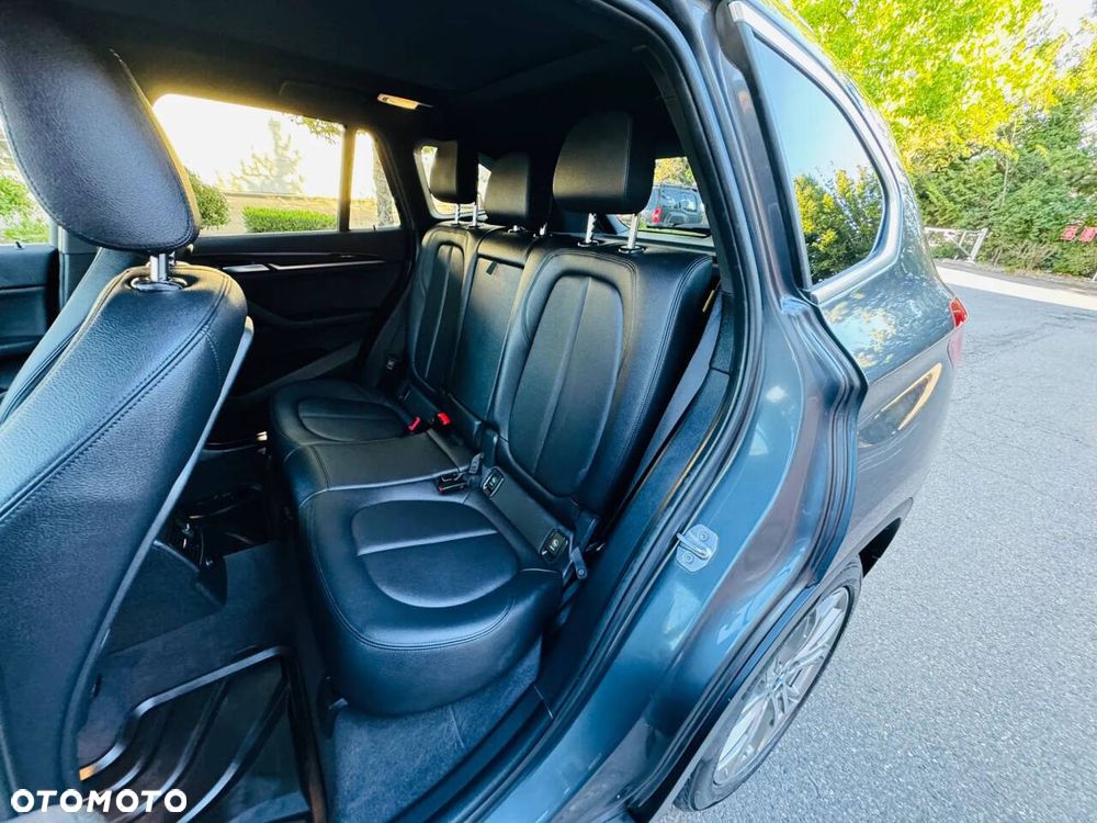 BMW X1 - 12
