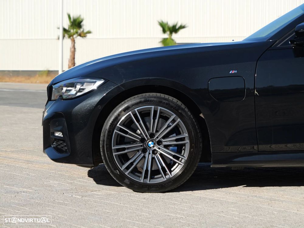 BMW 330 e Pack Desportivo M Auto - 5