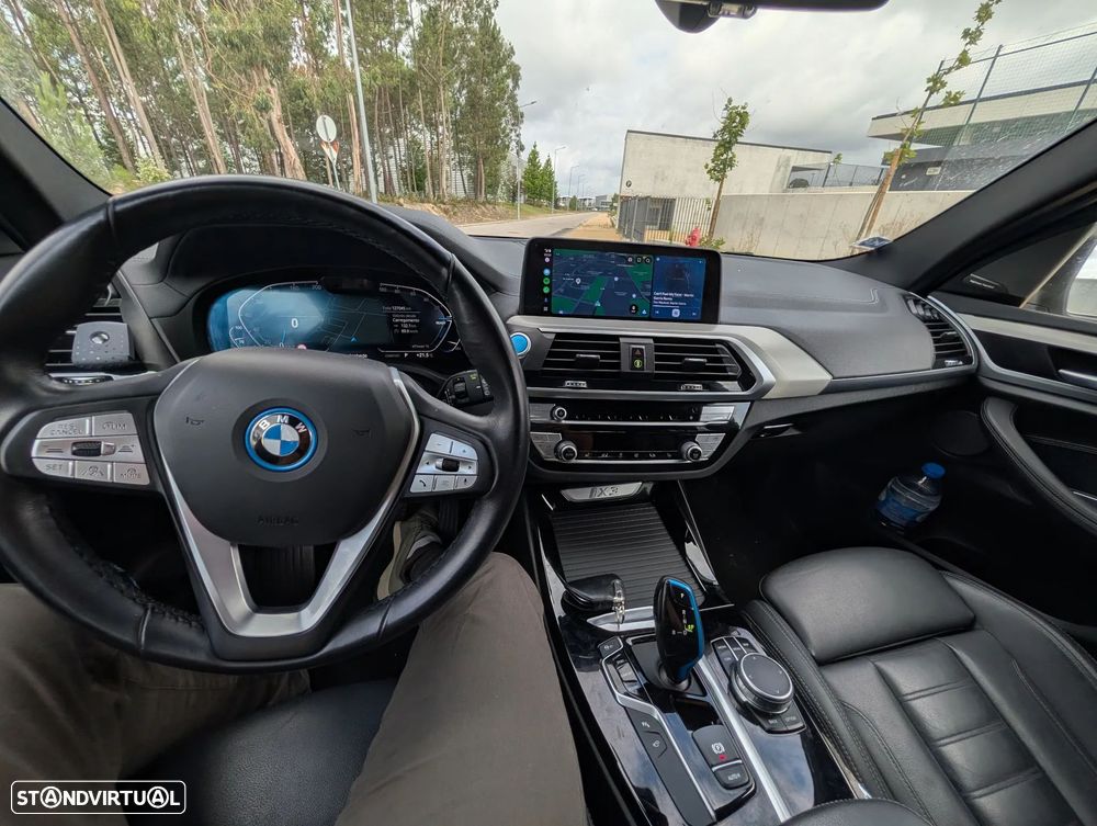 BMW iX3 Impressive - 8