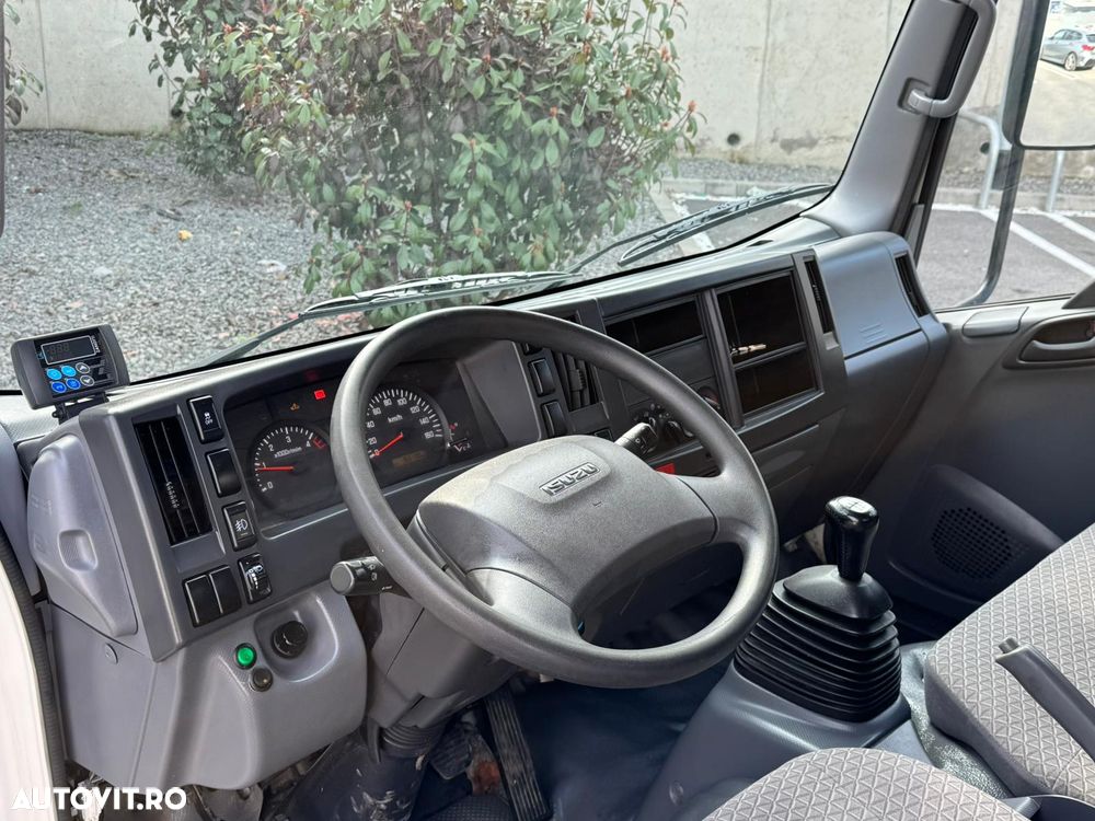 Isuzu N1R N35 frigorific - 8