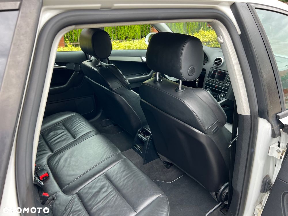 Audi A3 Sportback 1.8 TFSI S line Sportpaket (plus) - 20