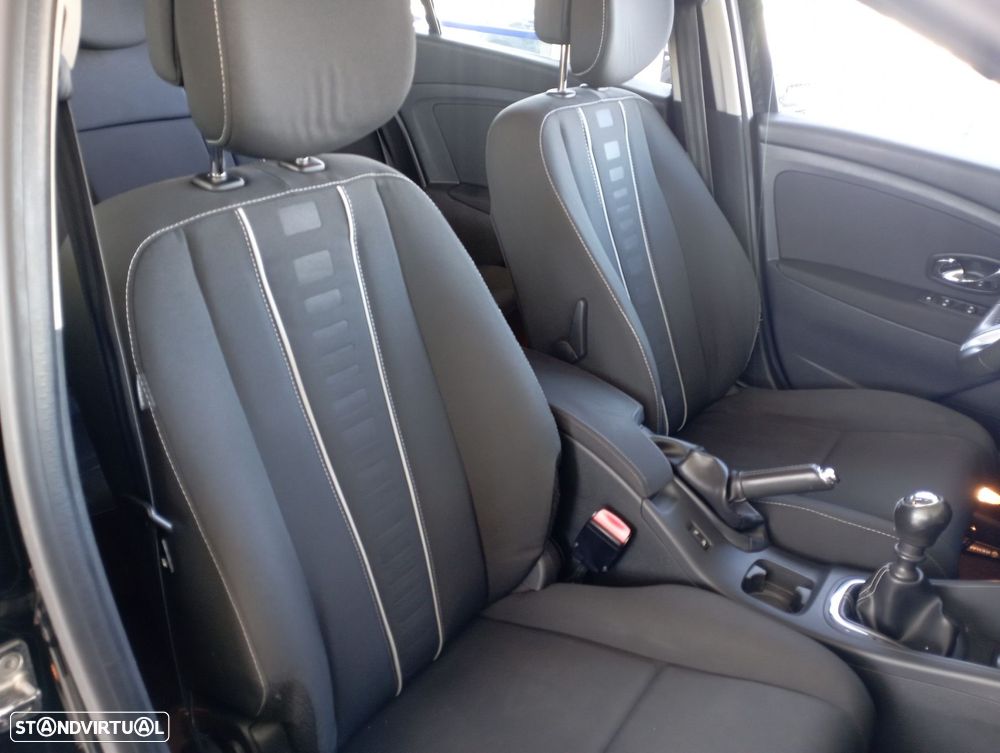 Renault Mégane Sport Tourer 1.5 dCi Dynamique SS - 19