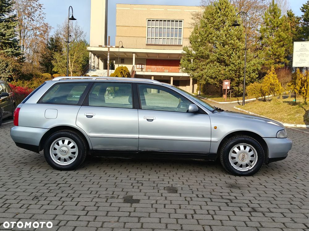 Audi A4 Avant 1.8 - 28