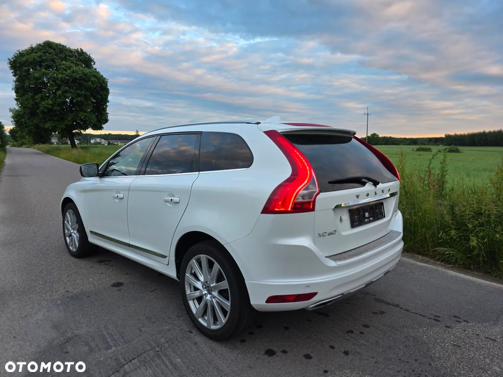 Volvo XC 60 D5 AWD Summum - 23