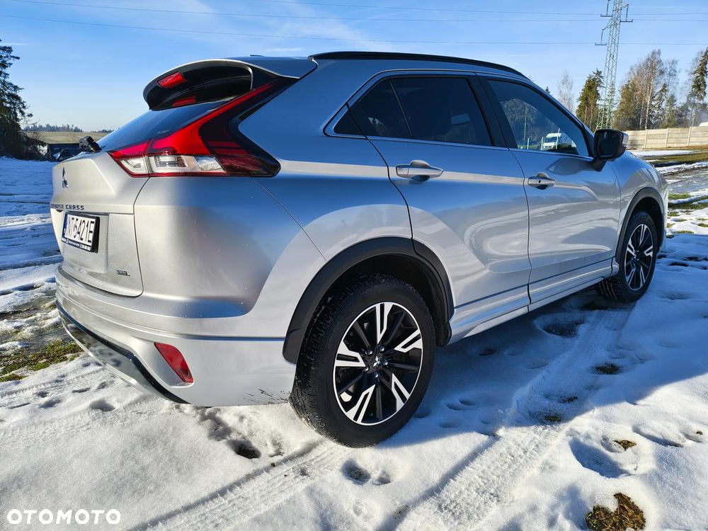 Mitsubishi Eclipse Cross - 14