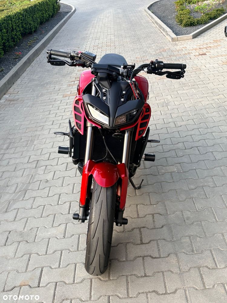 Yamaha FZ - 5