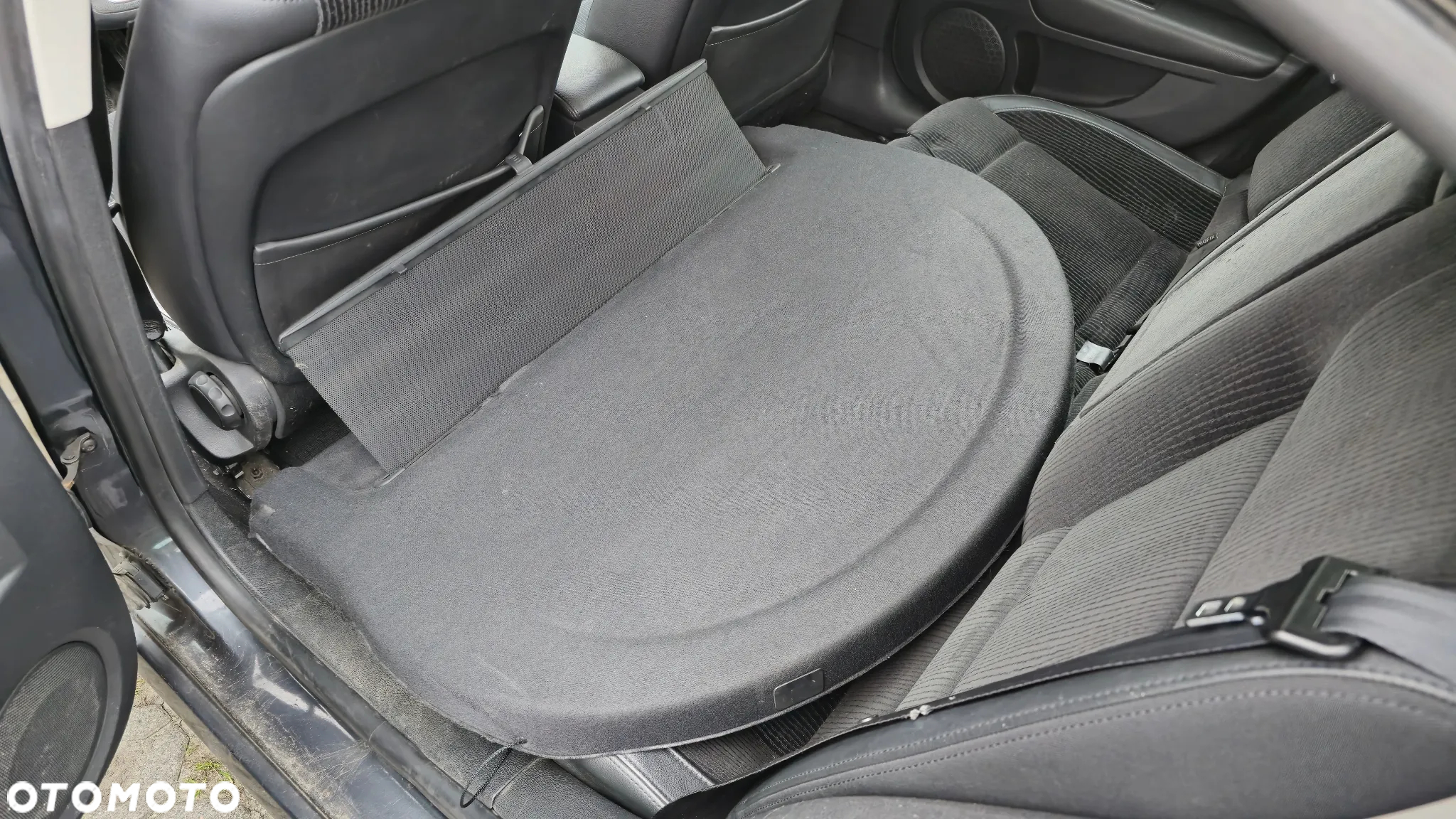 Renault Laguna Grandtour 2.0 dCi FAP Dynamique - 11