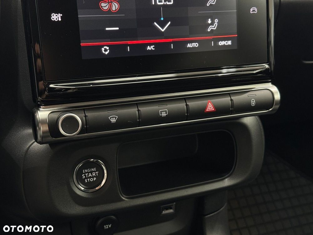 Citroën C3 1.2 PureTech Shine EAT6 - 26